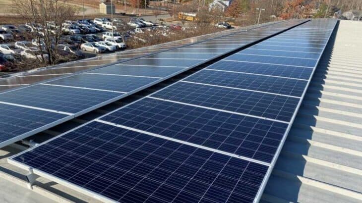roof top solar at commercial building